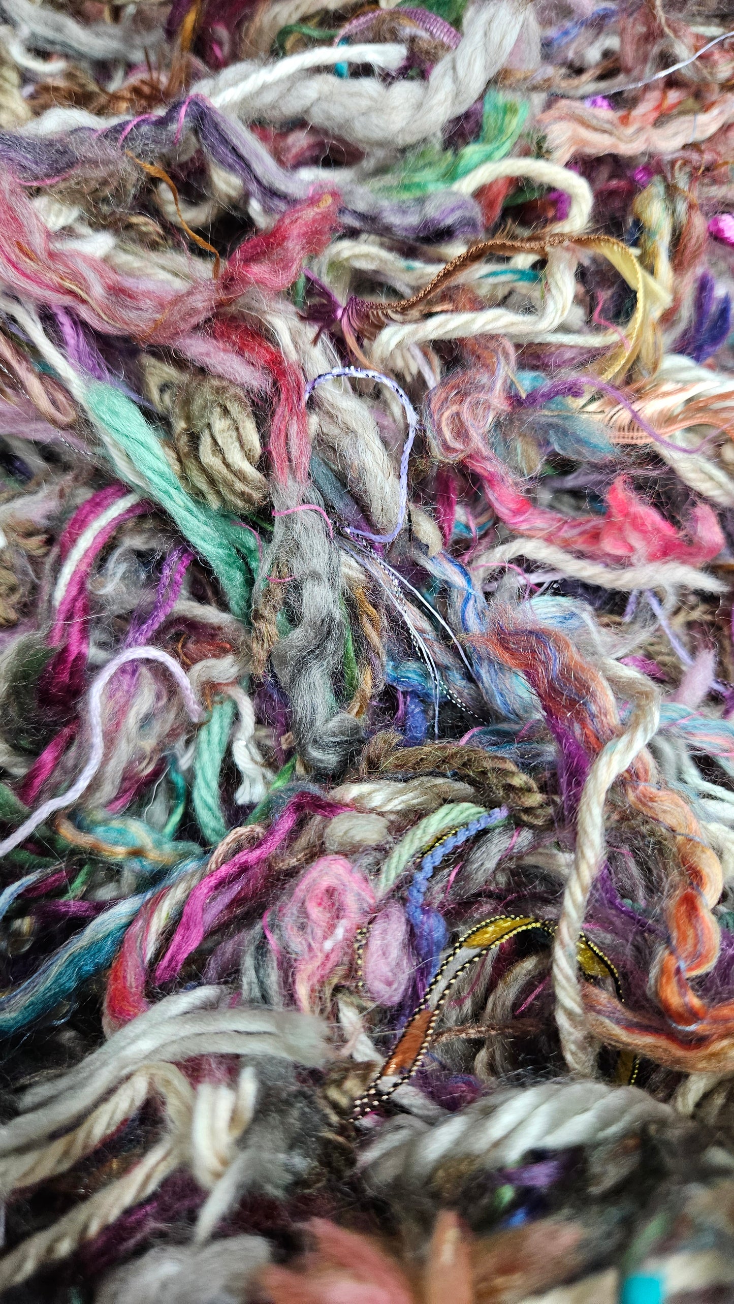 SLEEPING BEAUTY Novelty Thread Fiber Texture Blend - 2 ounces