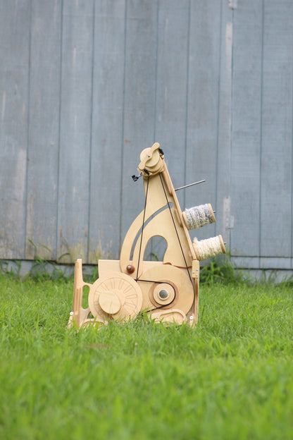 SpinOlution Queen Bee Spinning Wheel