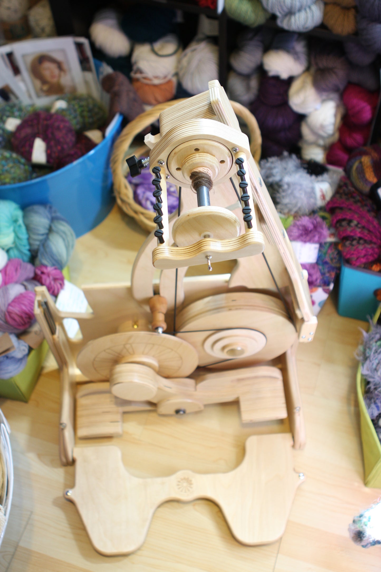SpinOlution Queen Bee Spinning Wheel