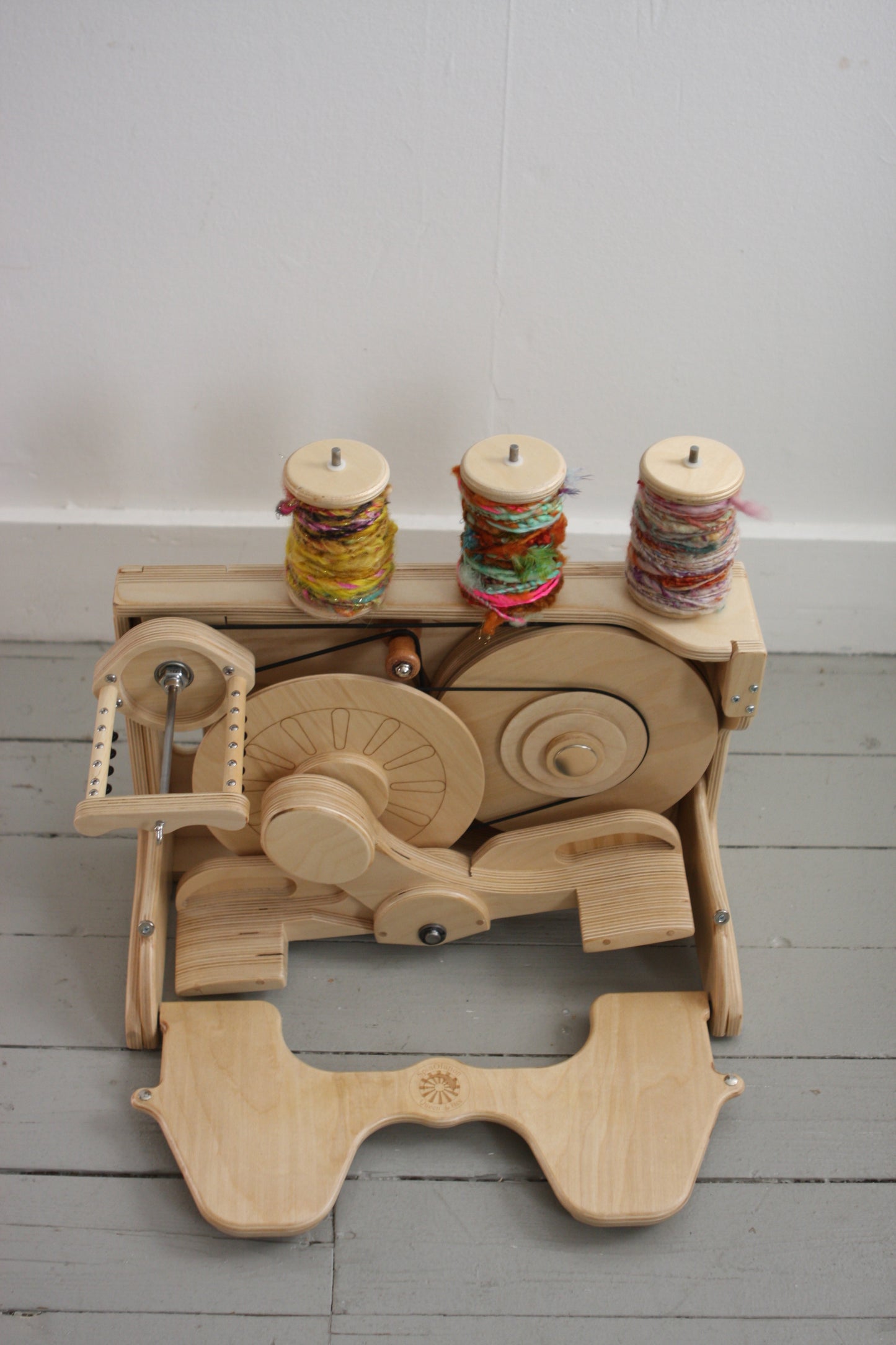 SpinOlution Queen Bee Spinning Wheel