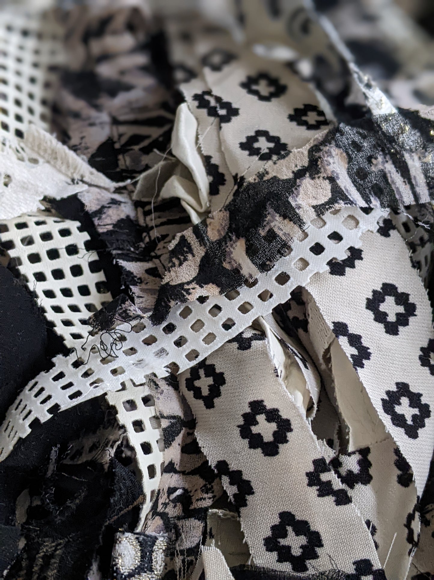 BLACK & WHITE - Recycled Cut Fabric Ribbons - 6 oz